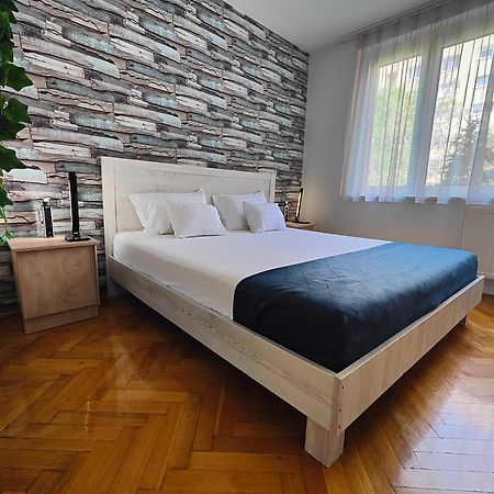 Comfort 14 -- Stylish City Apartment Netflix, Wi-Fi & Parking Miškovec Exteriér fotografie